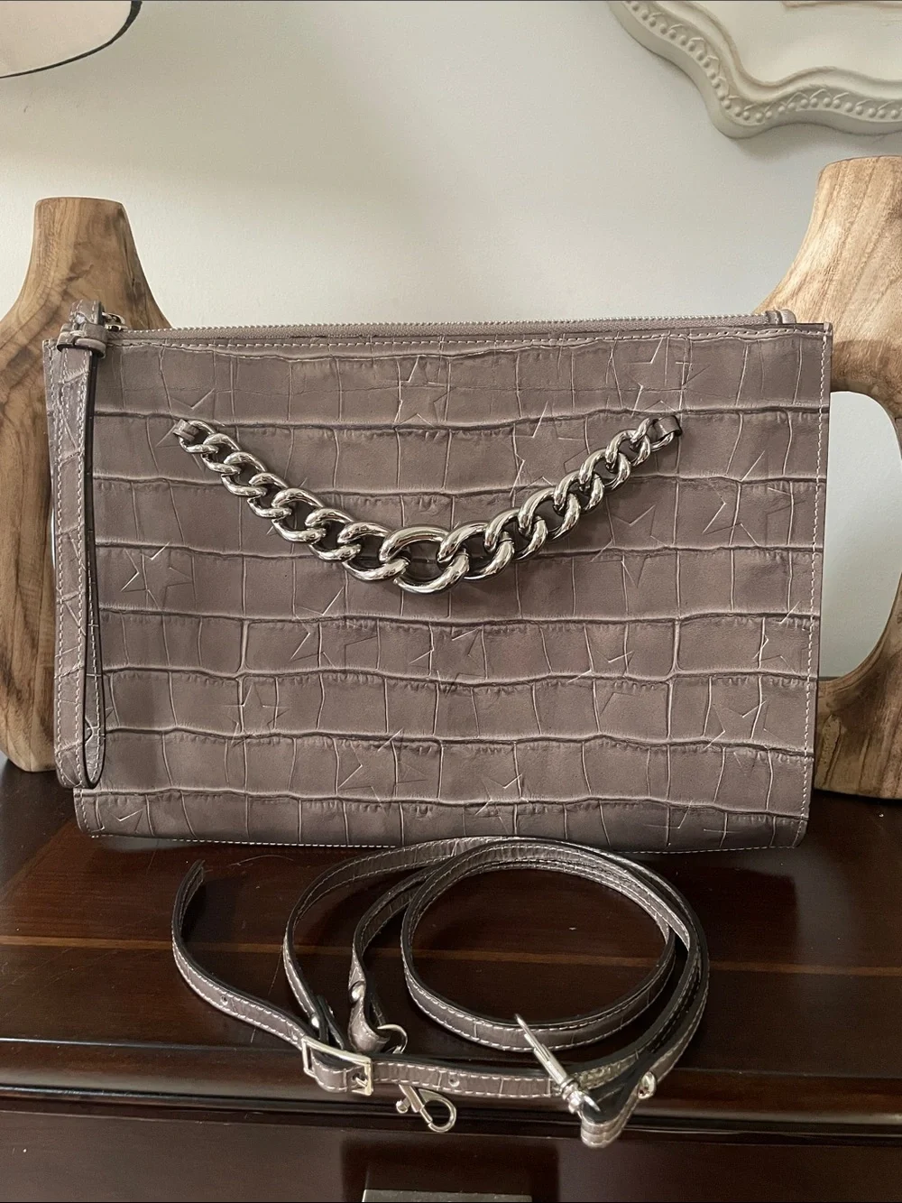 Taupe Croc-Embossed Leather Crossbody Bag Chain Made in Italy Claudia Firenze